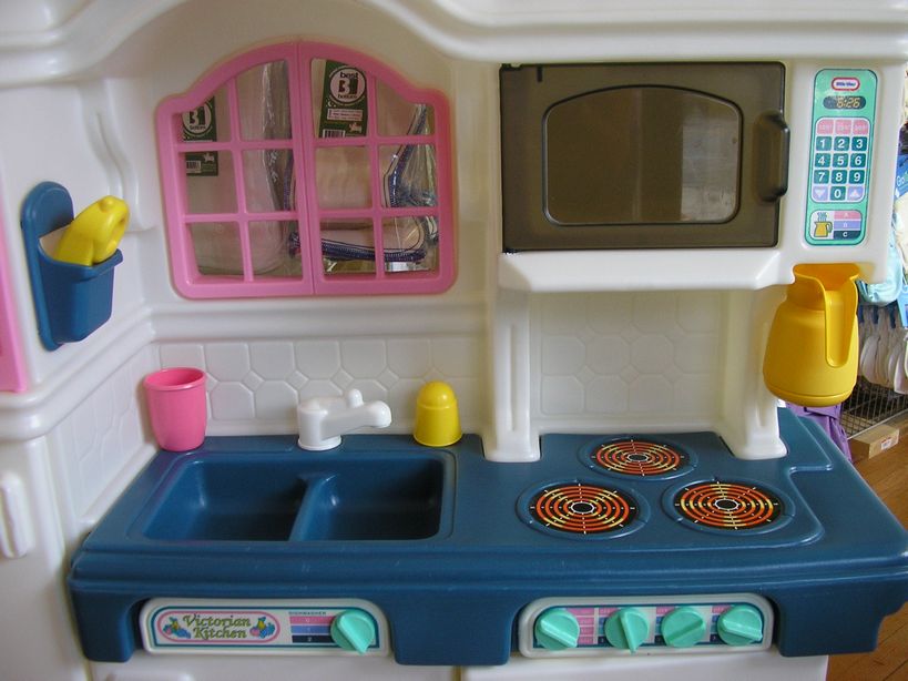 Little Tikes Victorian Play Kitchen little tikes victorian kitchen + accessories, coffee pot, phone | ebay Little Tikes Victorian Play Kitchen little tikes victorian kitchen + accessories, coffee pot, phone | ebay