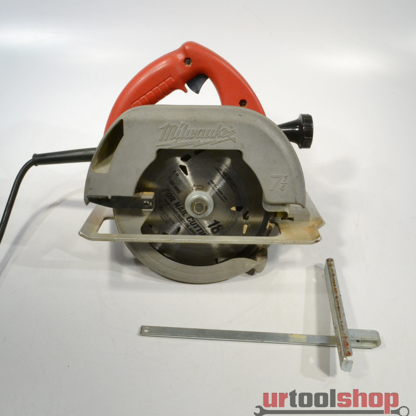  Milwaukee Corded 71/4" Circular Saw CAT No. 6365 13 Amp 7332 eBay