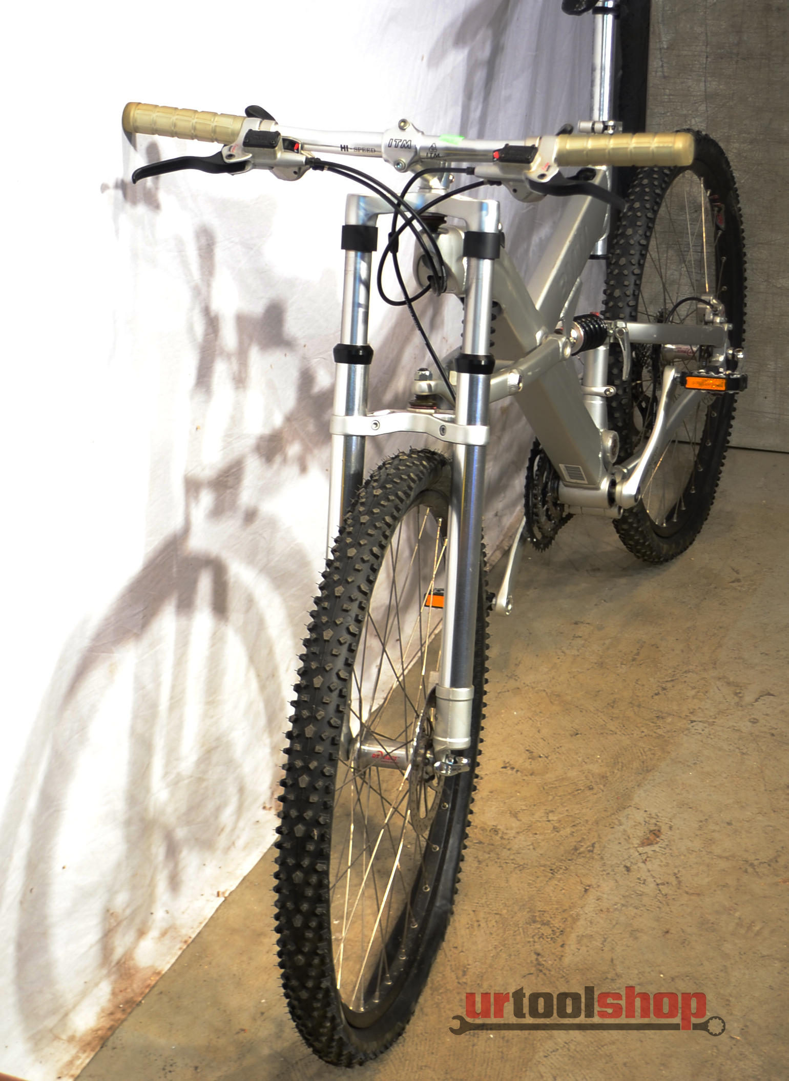 bmw x6 mountain bike